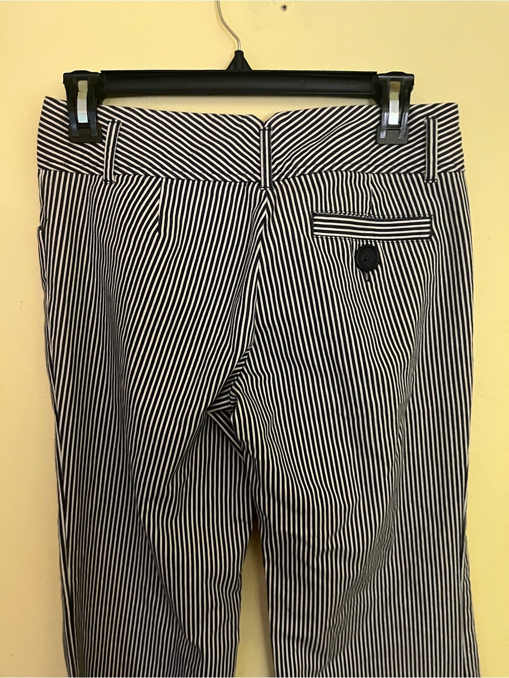 Old Navy Blue and White Striped Cuffed Bottom Pants Low Waist Size 2 - Picture 8 of 10
